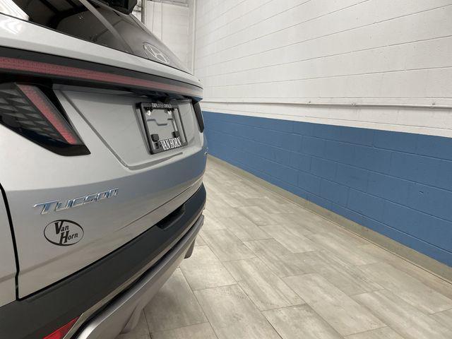 Photo of 2024 Shimmering Silver Hyundai TUCSON Plug-In Hybrid