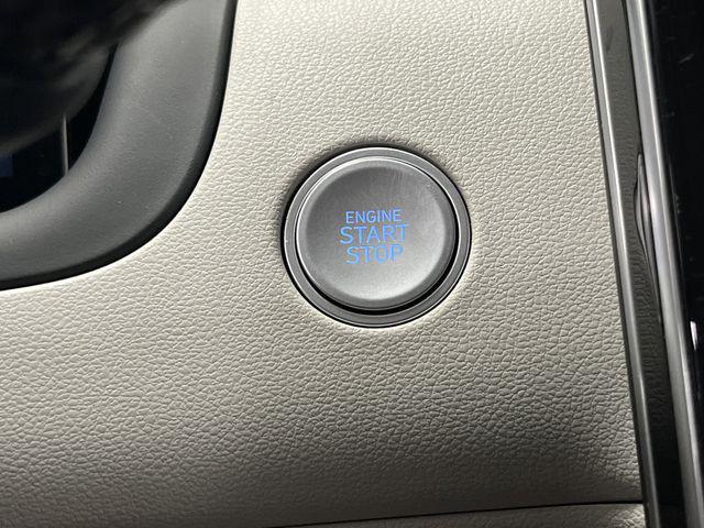 Photo of 2024 Amazon Gray Hyundai TUCSON Hybrid