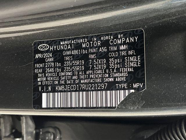 Photo of 2024 Amazon Gray Hyundai TUCSON Hybrid