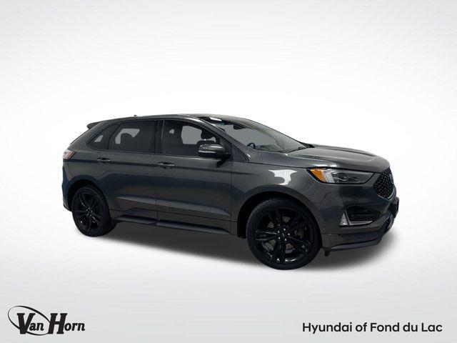 Photo of 2019 Gray Ford Edge