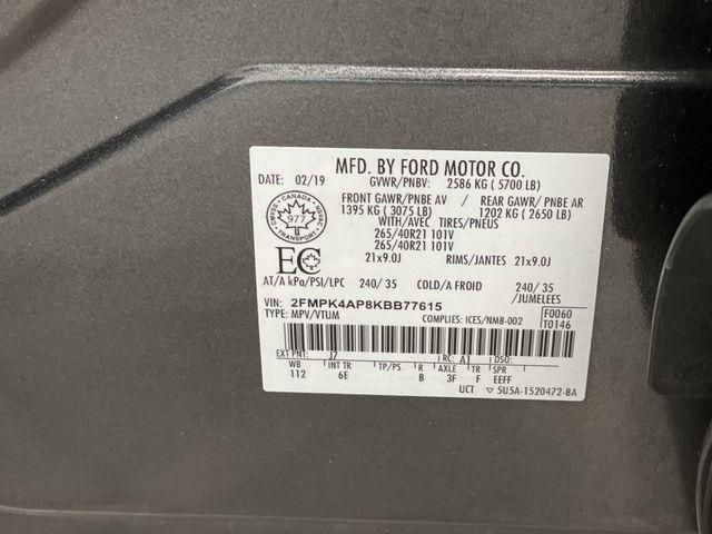 Photo of 2019 Gray Ford Edge