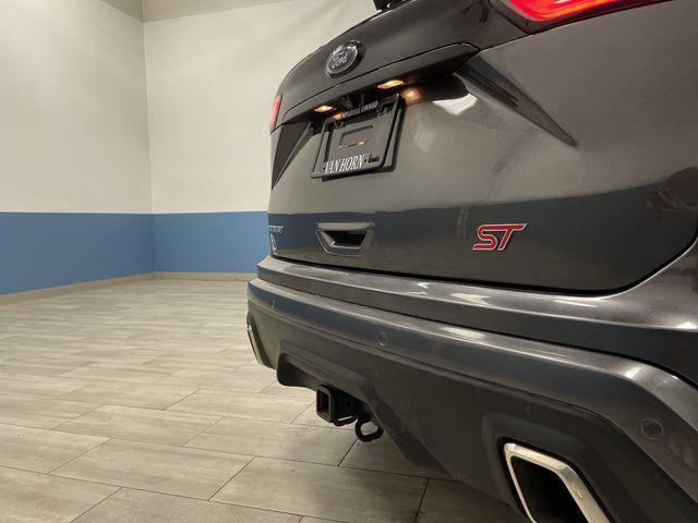 Photo of 2019 Gray Ford Edge