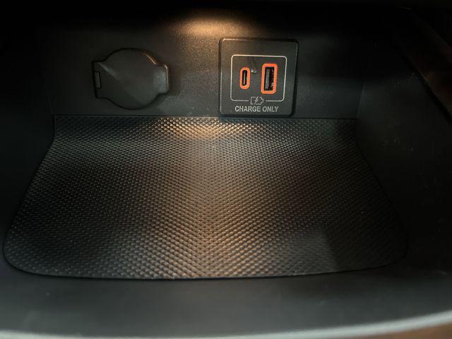 Photo of 2020 Magnetic Black Pearl Nissan Pathfinder