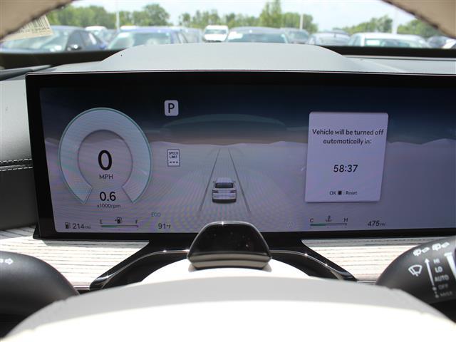 Photo of 2025 Vik Black Genesis GV80