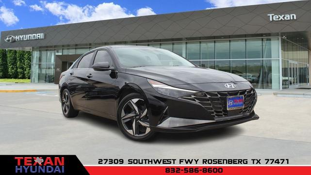 Photo of 2023 Onyx Black Hyundai ELANTRA