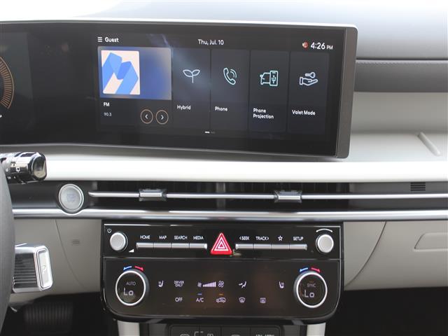 Photo of 2025 Shimmering Silver Hyundai TUCSON Hybrid