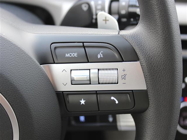 Photo of 2025 Shimmering Silver Hyundai TUCSON Hybrid