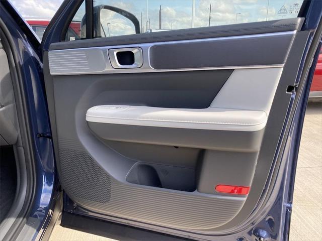 Photo of 2025 Atlantis Blue Hyundai SANTA FE