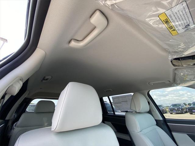 Photo of 2025 Atlantis Blue Hyundai SANTA FE