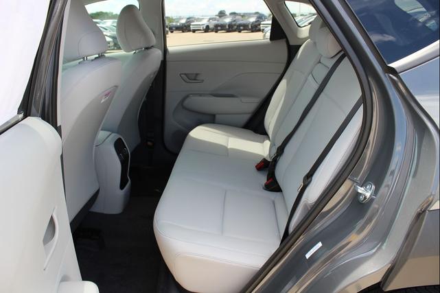 Photo of 2025 Ecotronic Gray Pearl Hyundai KONA