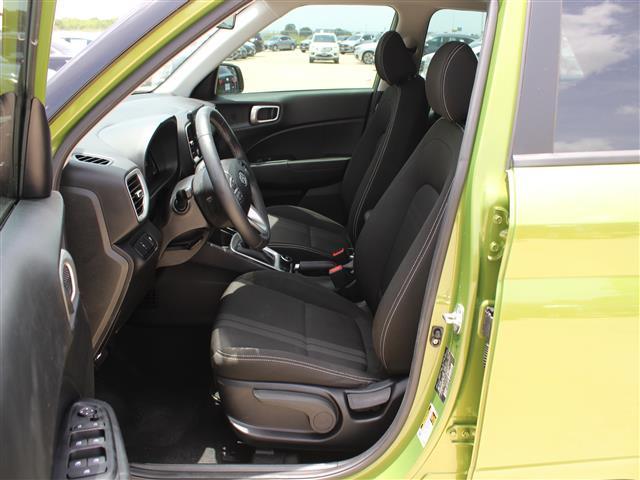 Photo of 2024 Green Apple Hyundai VENUE