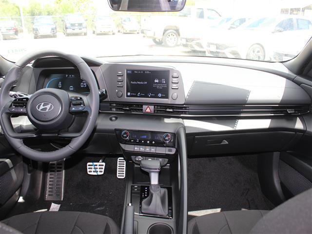 Photo of 2025 Ecotronic Gray Hyundai ELANTRA