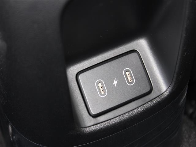 Photo of 2025 Fluid Metal Hyundai ELANTRA