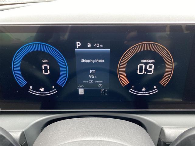 Photo of 2025 Serenity White Pearl Hyundai TUCSON