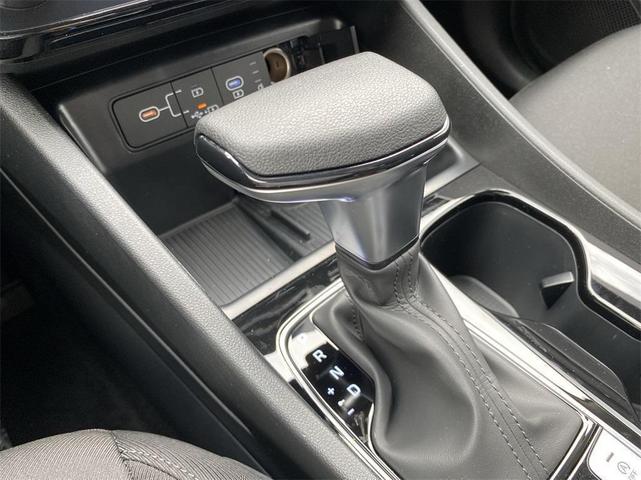 Photo of 2025 Serenity White Pearl Hyundai TUCSON