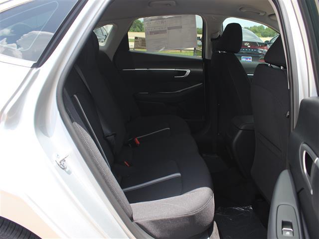 Photo of 2025 Aero Silver Hyundai SONATA