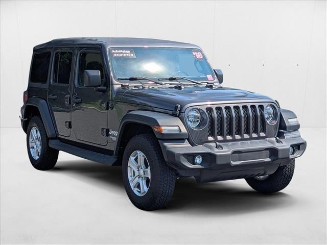 Photo of 2018 Granite Crystal Metallic Clearcoat Jeep Wrangler Unlimited