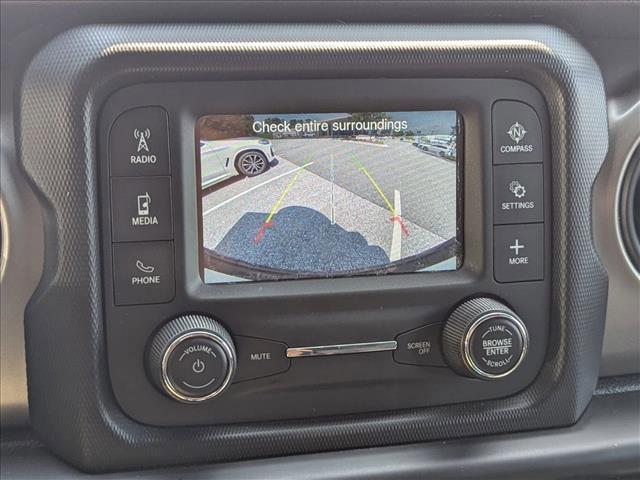 Photo of 2018 Granite Crystal Metallic Clearcoat Jeep Wrangler Unlimited