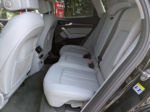 Photo of 2025 Mythos Black Metal Audi Q5