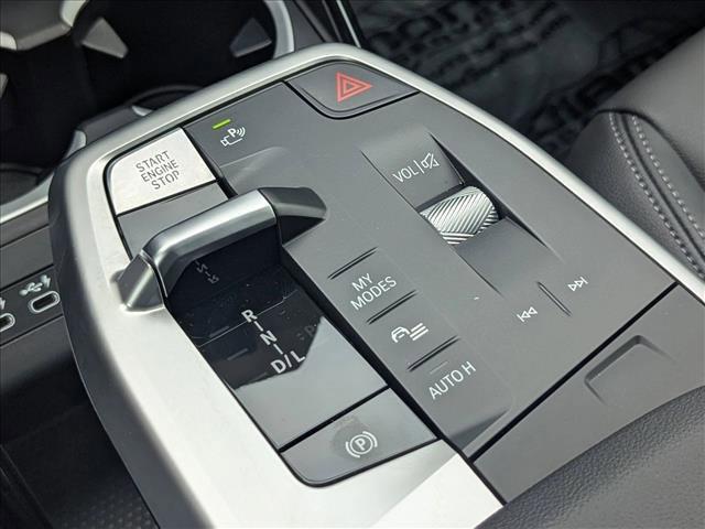 Photo of 2023 Silver/Gray BMW X1