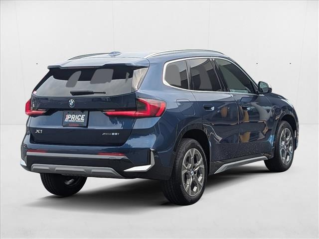 Photo of 2023 Silver/Gray BMW X1