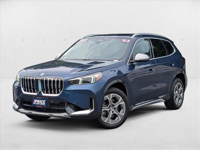 Photo of 2023 Silver/Gray BMW X1