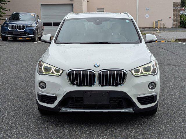 Photo of 2017 Alpine White [Whit BMW X1