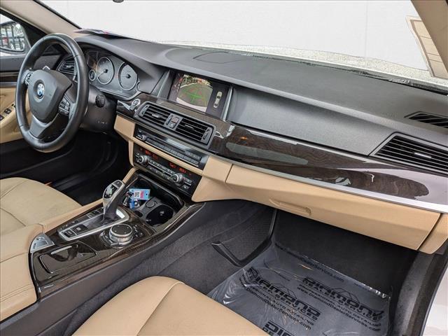 Photo of 2016 Alpine White BMW 528