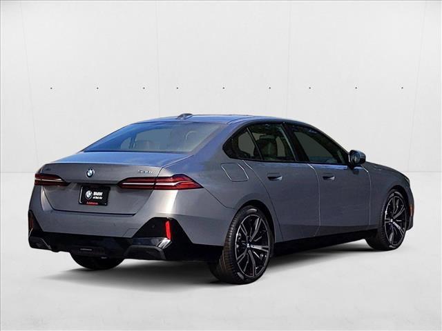 Photo of 2025 Oxide Grey Metallic BMW 530