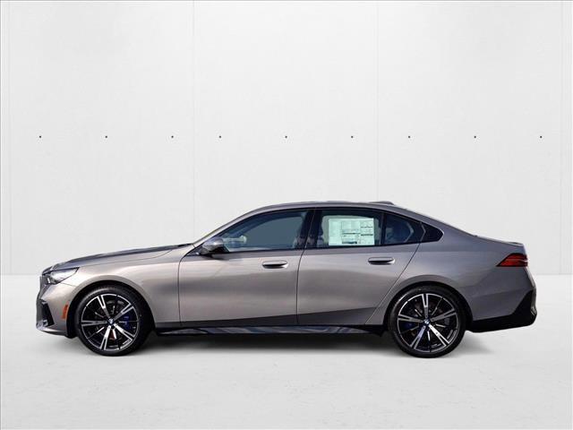 Photo of 2025 Oxide Grey Metallic BMW 530