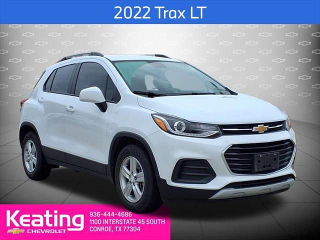 Photo of 2022 Summit White Chevrolet Trax