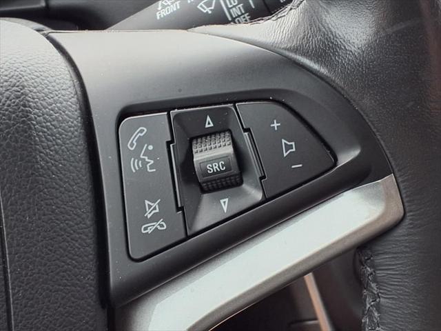 Photo of 2022 Summit White Chevrolet Trax