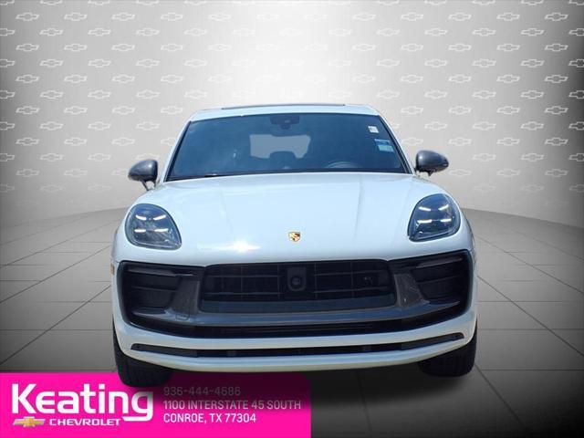 Photo of 2024 White Porsche Macan