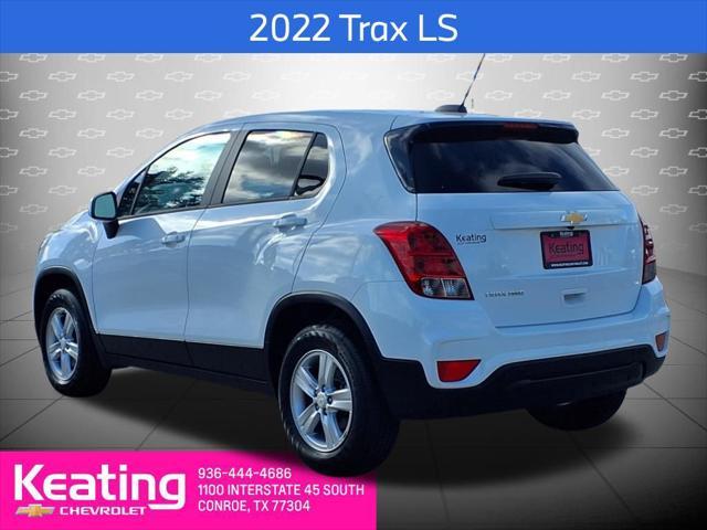 Photo of 2022 Summit White Chevrolet Trax