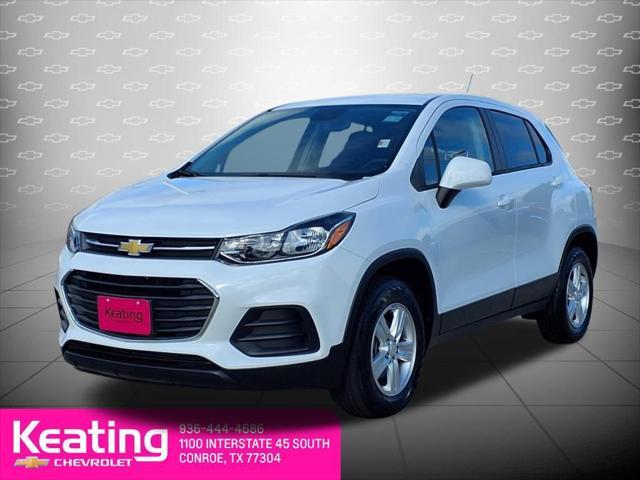 Photo of 2022 Summit White Chevrolet Trax