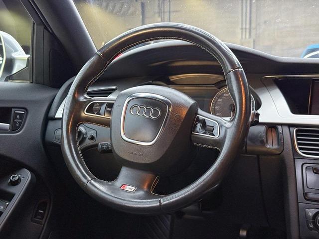 Photo of 2011 Ice Silver Metallic Audi S4