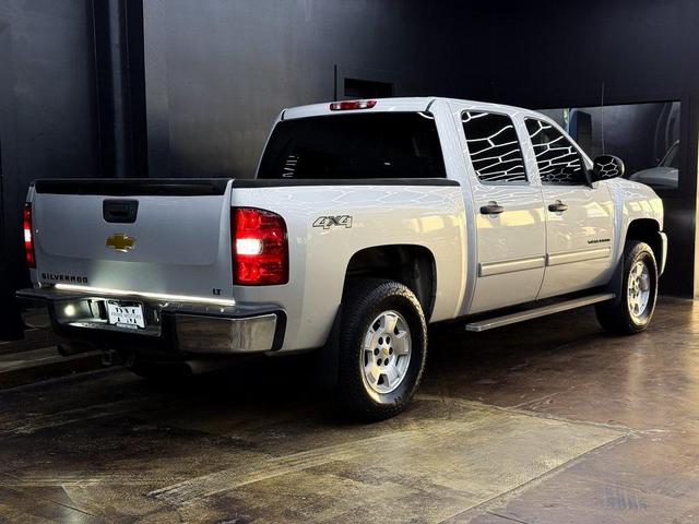 Photo of 2012 Silver Ice Metallic Chevrolet Silverado 1500