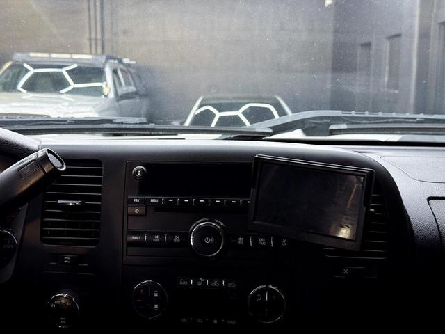 Photo of 2012 Silver Ice Metallic Chevrolet Silverado 1500