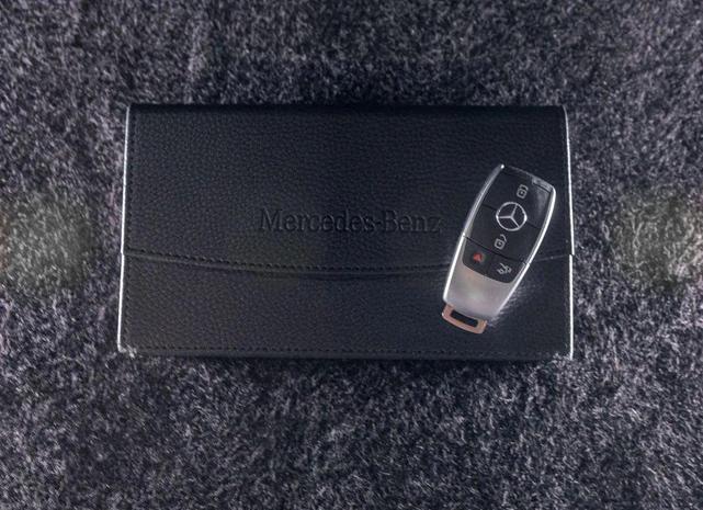 Photo of 2022 White Mercedes-Benz GLB 250