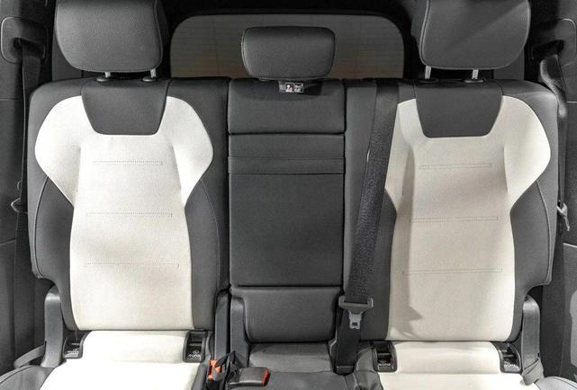 Photo of 2022 White Mercedes-Benz GLB 250
