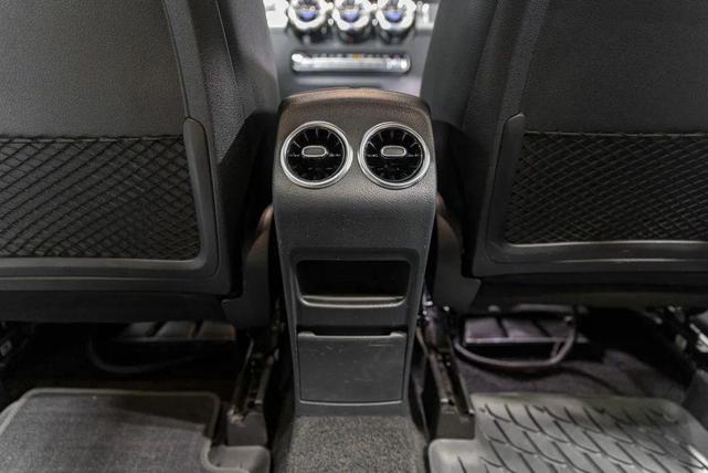 Photo of 2022 White Mercedes-Benz GLB 250