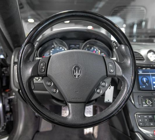 Photo of 2013 Gray Maserati GranTurismo