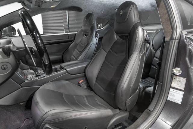 Photo of 2013 Gray Maserati GranTurismo