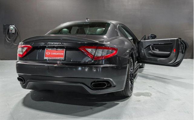 Photo of 2013 Gray Maserati GranTurismo