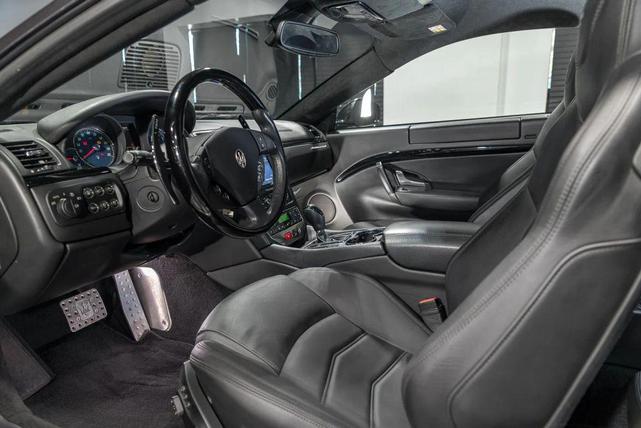 Photo of 2013 Gray Maserati GranTurismo