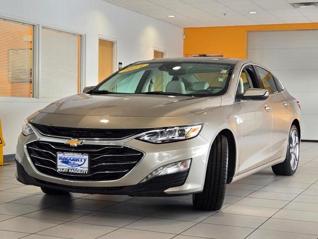 Photo of 2024 Mineral Gray Metallic Chevrolet Malibu