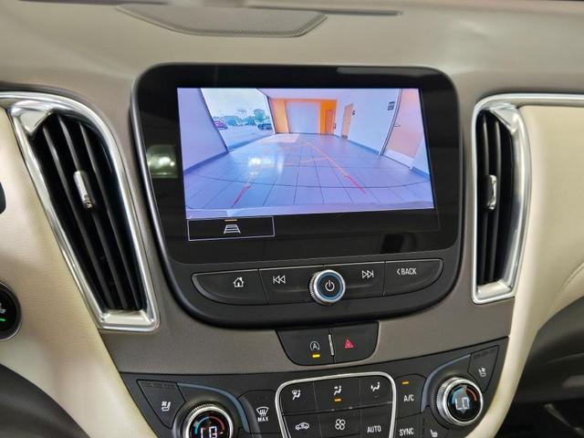 Photo of 2024 Mineral Gray Metallic Chevrolet Malibu