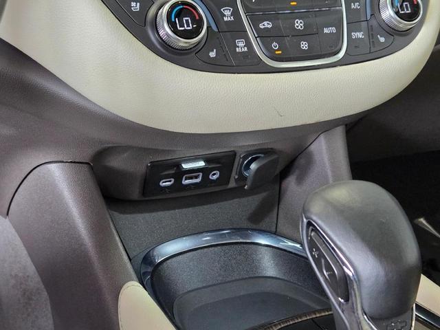 Photo of 2024 Mineral Gray Metallic Chevrolet Malibu