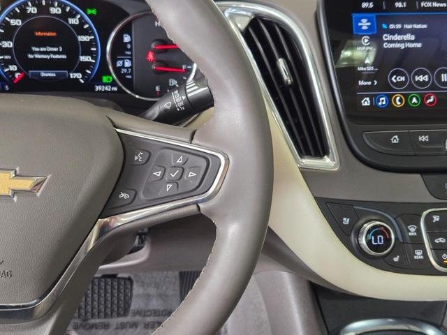 Photo of 2024 Mineral Gray Metallic Chevrolet Malibu