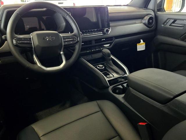 Photo of 2025 Black Chevrolet Colorado